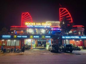 Rocks Ha Giang Hostel & Tour